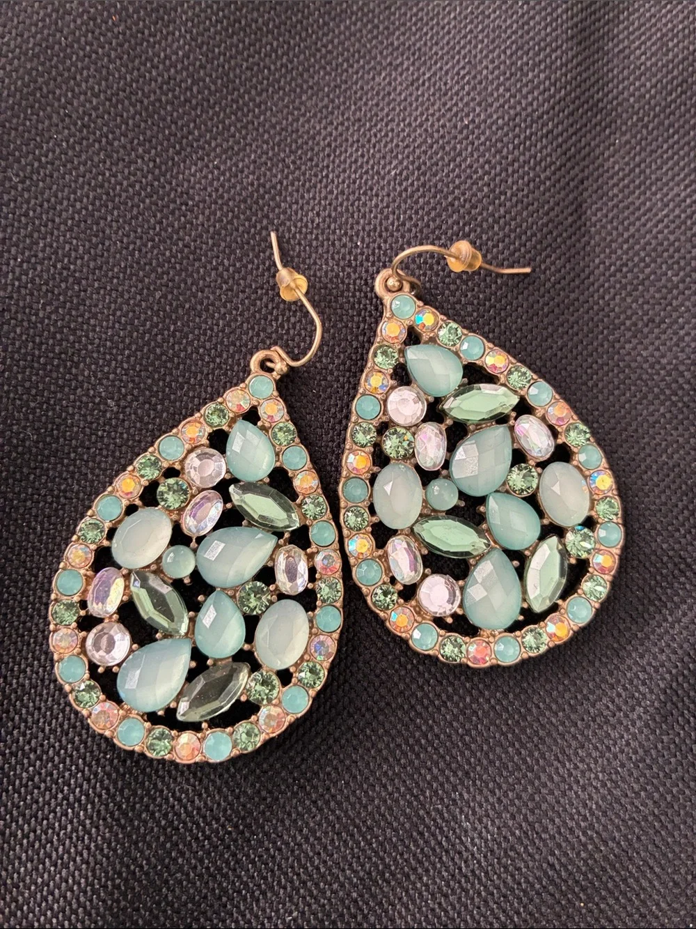 Park Lane Elegant Mint Teardrop Earrings and Beaded 16” Necklace Set